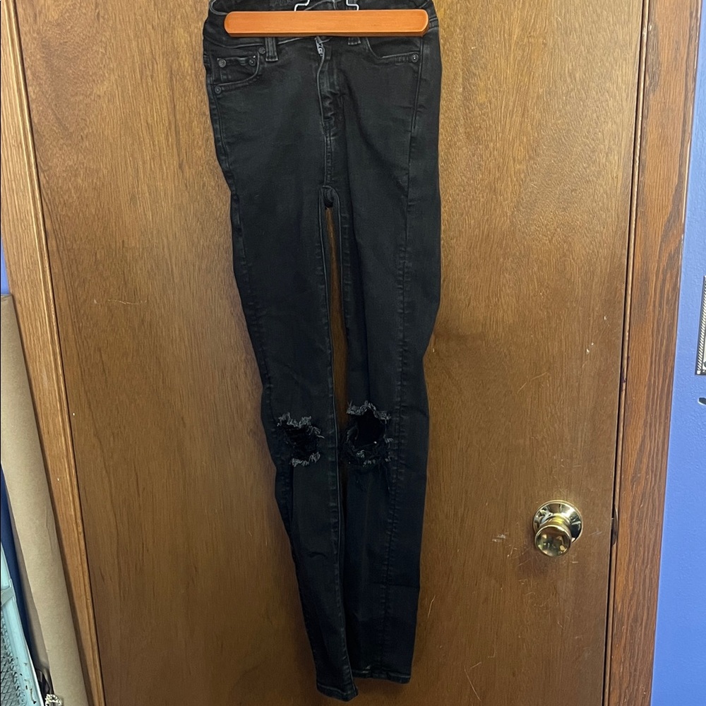 American Eagle Outfitters Black Ripped Skinny Jeans